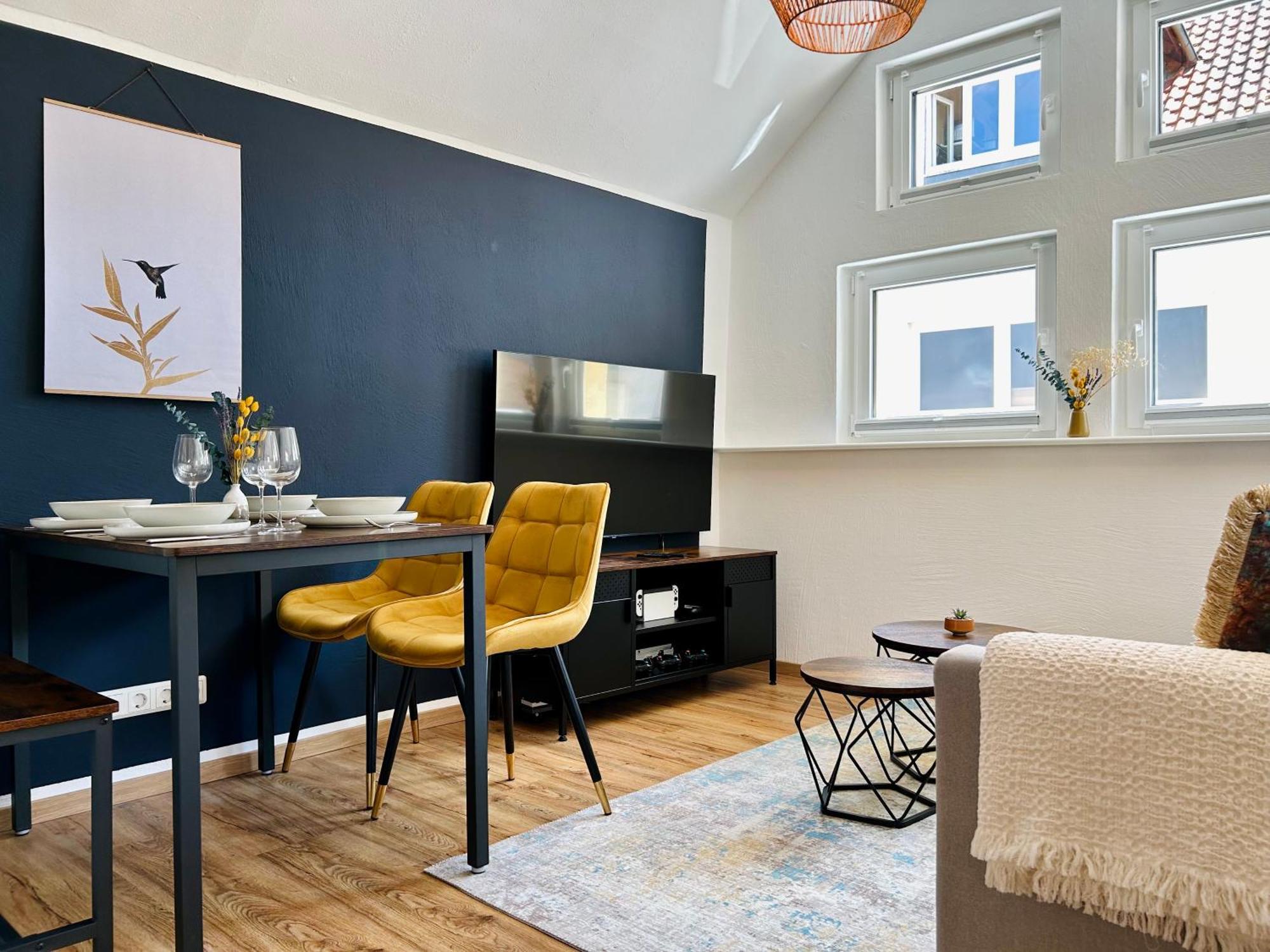 Kolibri - Design Maisonette - Nintendo Switch, Streaming, Bikestore, E-Wallbox Marburg ภายนอก รูปภาพ
