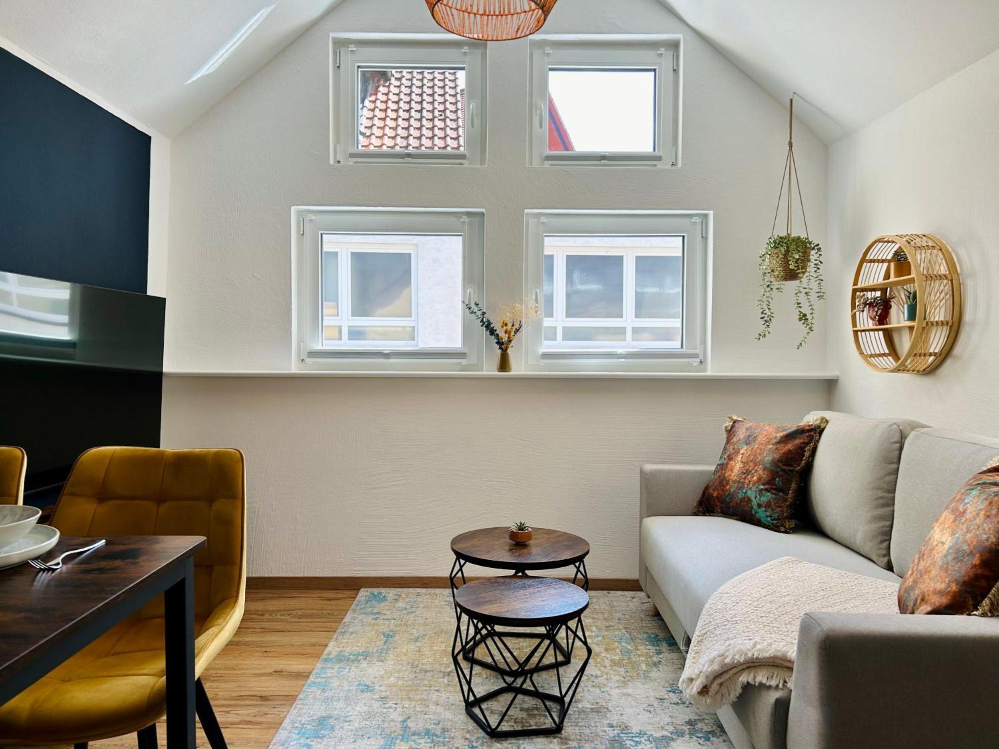 Kolibri - Design Maisonette - Nintendo Switch, Streaming, Bikestore, E-Wallbox Marburg ภายนอก รูปภาพ